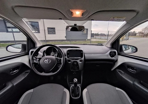 Toyota Aygo cena 47500 przebieg: 60411, rok produkcji 2021 z Jasło małe 92